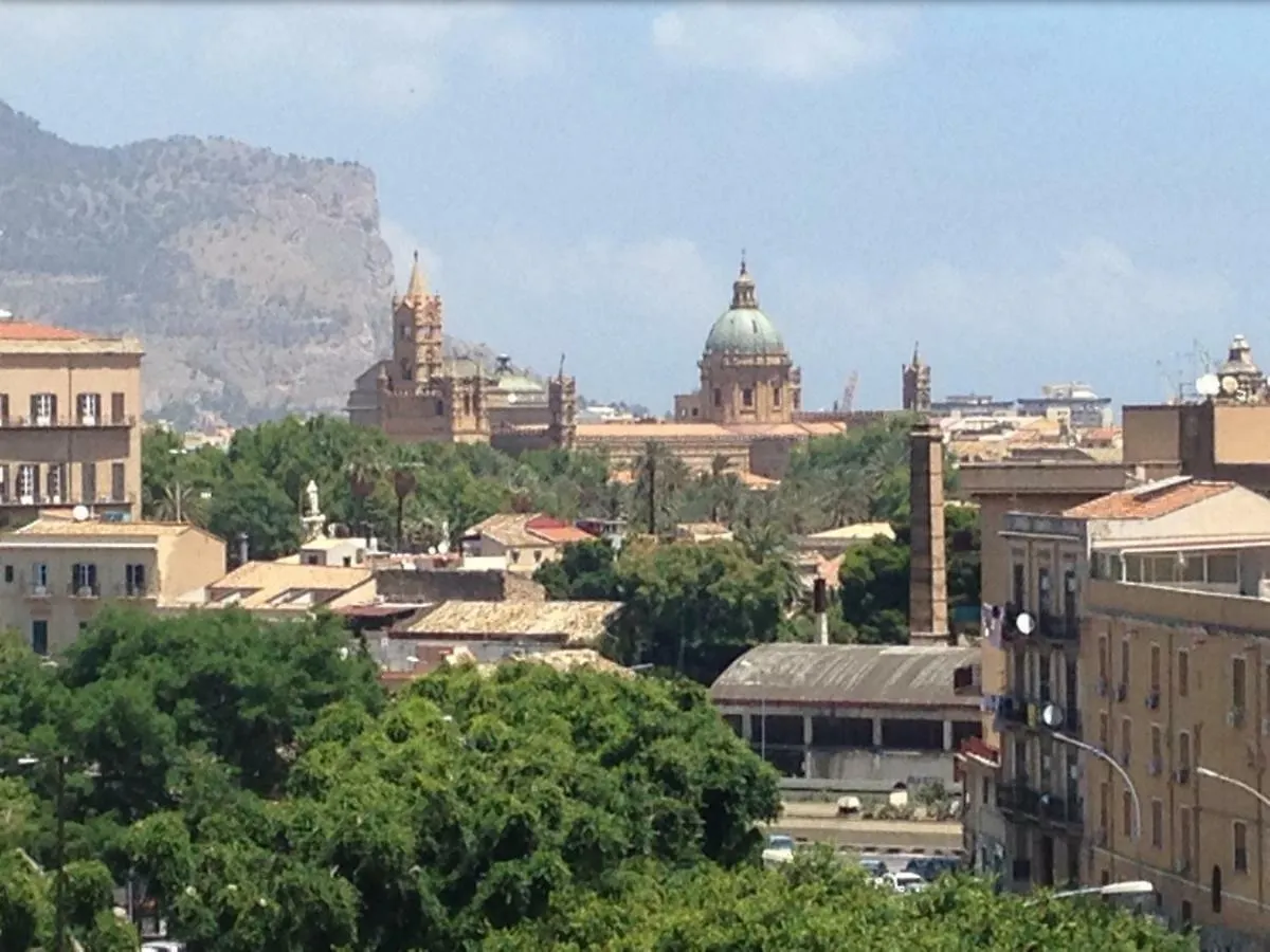 Appartamento Giù a Palermo 0*,  Italia